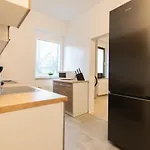 Apartamento Tolstov - 4 - 30 Min Messe Dus *