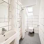 Apartamento Tolstov - 4 - 30 Min Messe Dus Duisburg