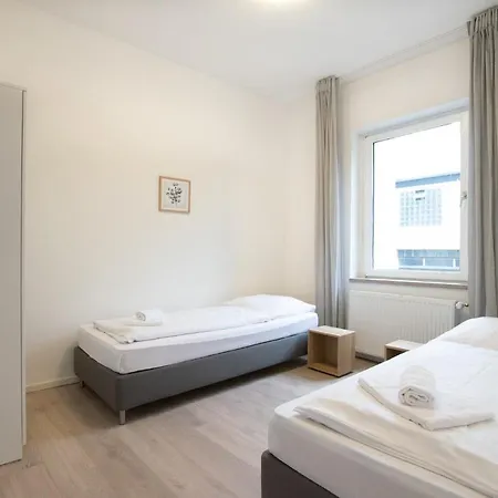 Tolstov - 4 - 30 Min Messe Dus Апартаменты *