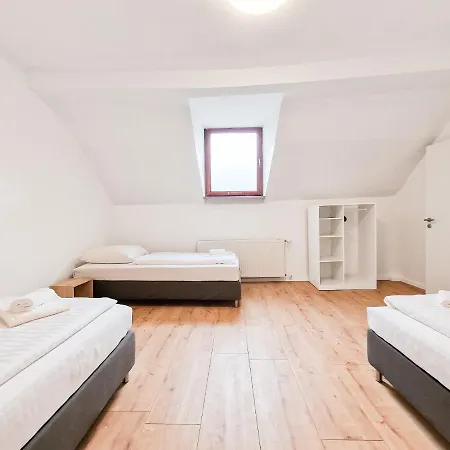 Apartment Tolstov - 3 Or 4 - 30 Min Messe Dus *