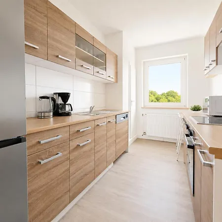 Tolstov - 3 Or 4 - 30 Min Messe Dus Apartment *