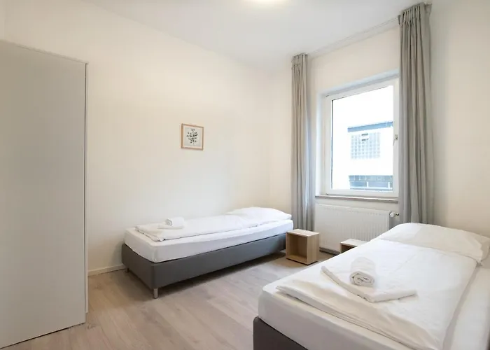 Tolstov - 4 - 30 Min Messe Dus Apartment *